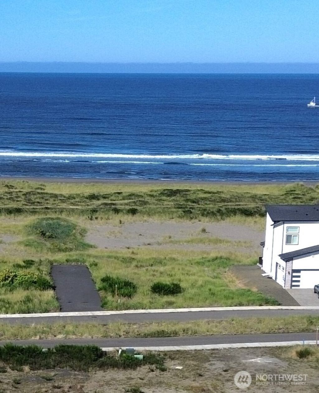 Photo of 1409 S Cohasset Crest Crst, Westport, WA 98595 (MLS # 2463399)