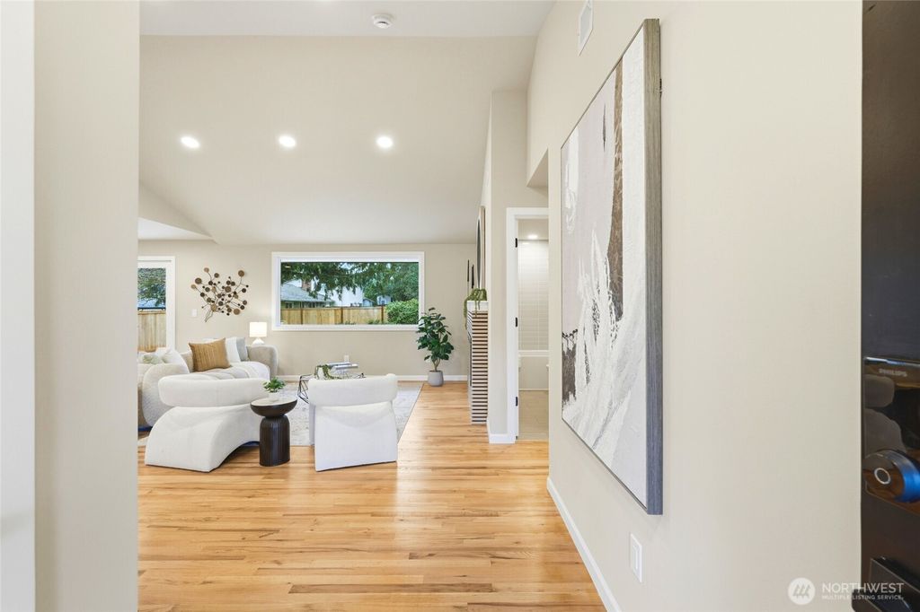 Photo of 8810 NE 138th Street, Kirkland, WA 98034 (MLS # 2501609)