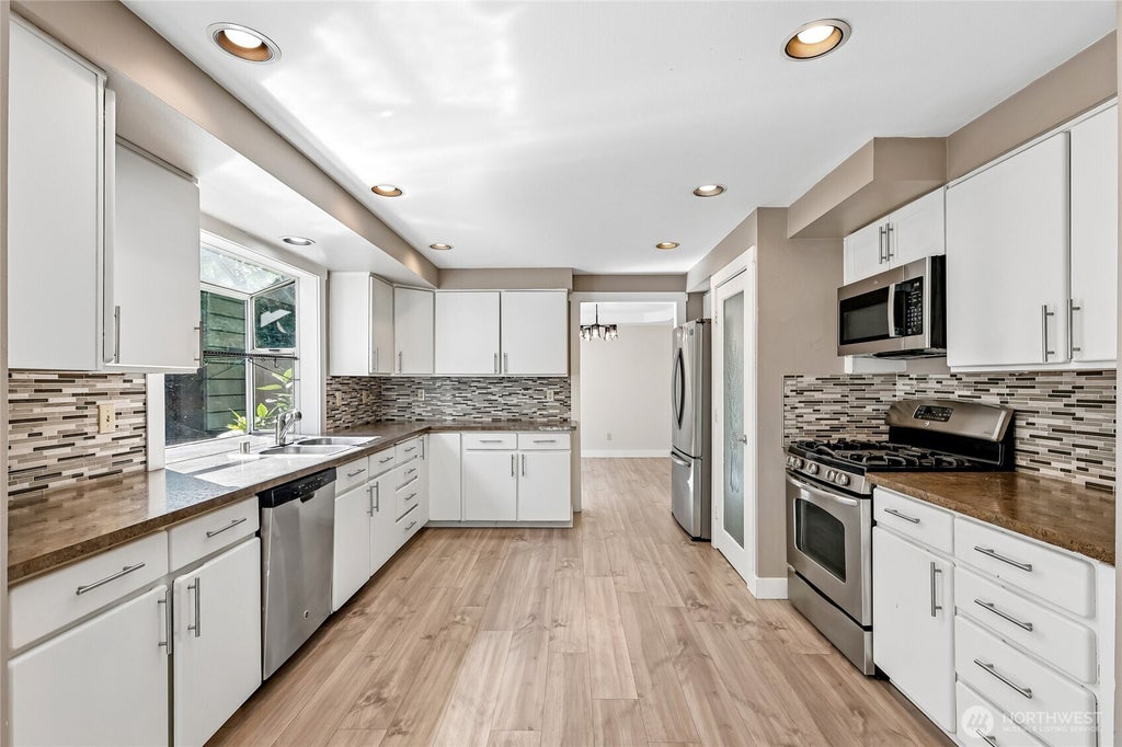 Photo of 6816 58th Street NE, Marysville, WA 98270 (MLS # 2575578)