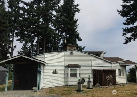 Photo of 4645 Cedar Point Road, Clinton, WA 98236 (MLS # 2592856)