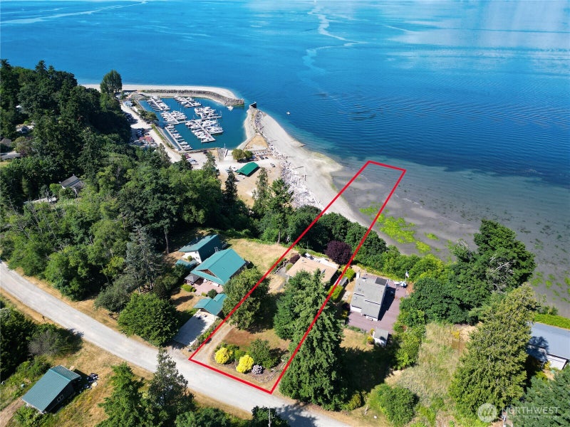 16 Saratoga (Including D-15) Drive