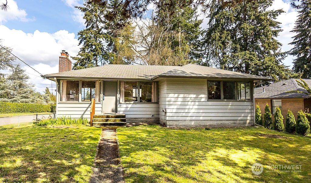 Photo of 14756 27th Avenue NE, Shoreline, WA 98155 (MLS # 2058512)