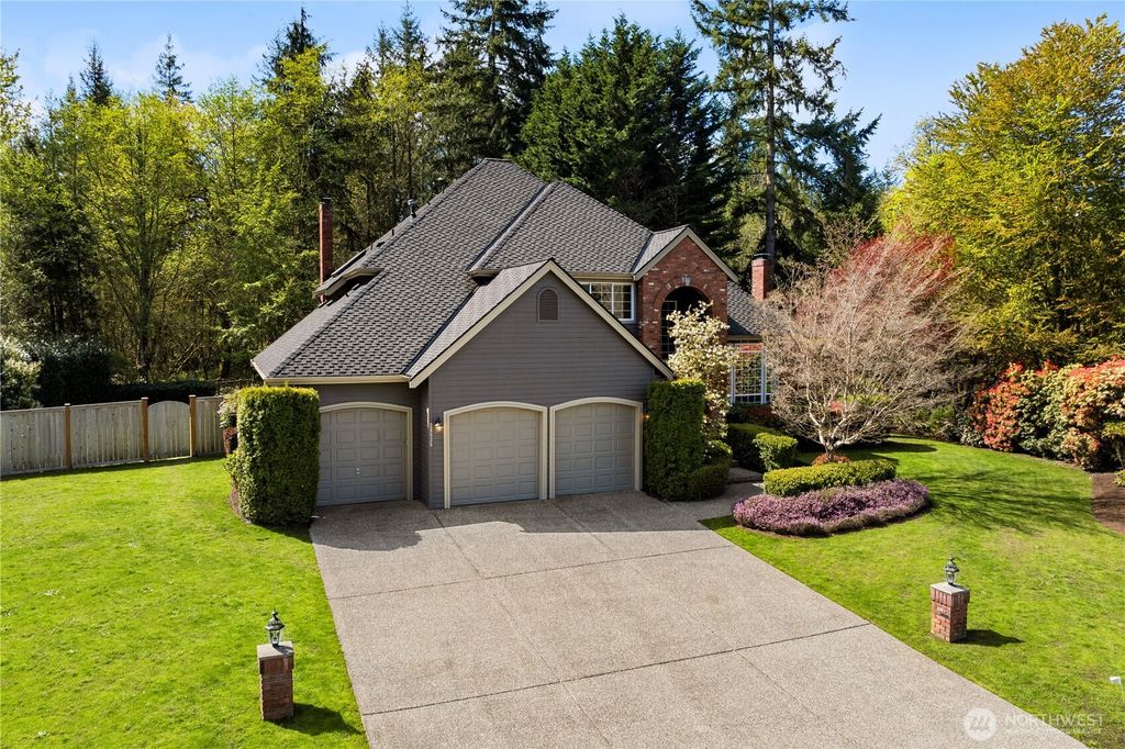 Photo of 24535 NE 72ND Street, Redmond, WA 98053 (MLS # 2359415)