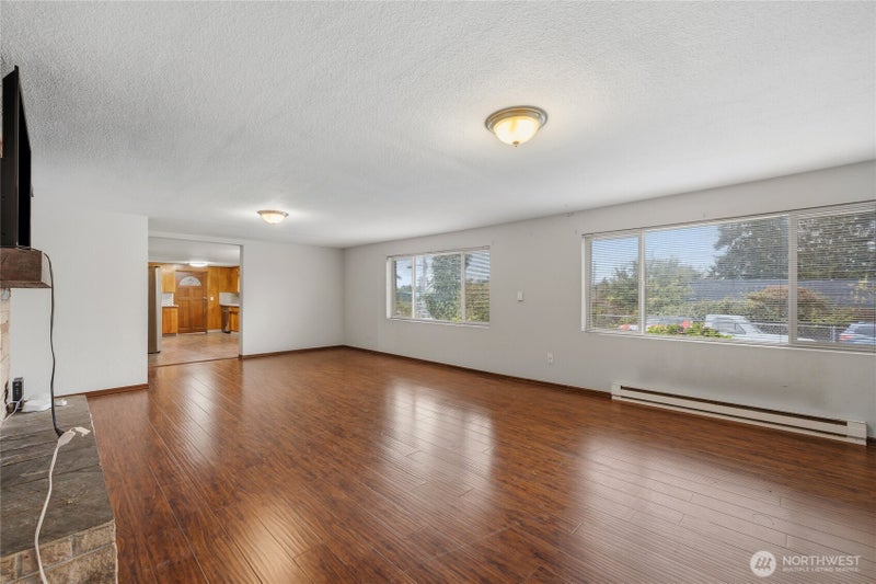 702 E 51st Street