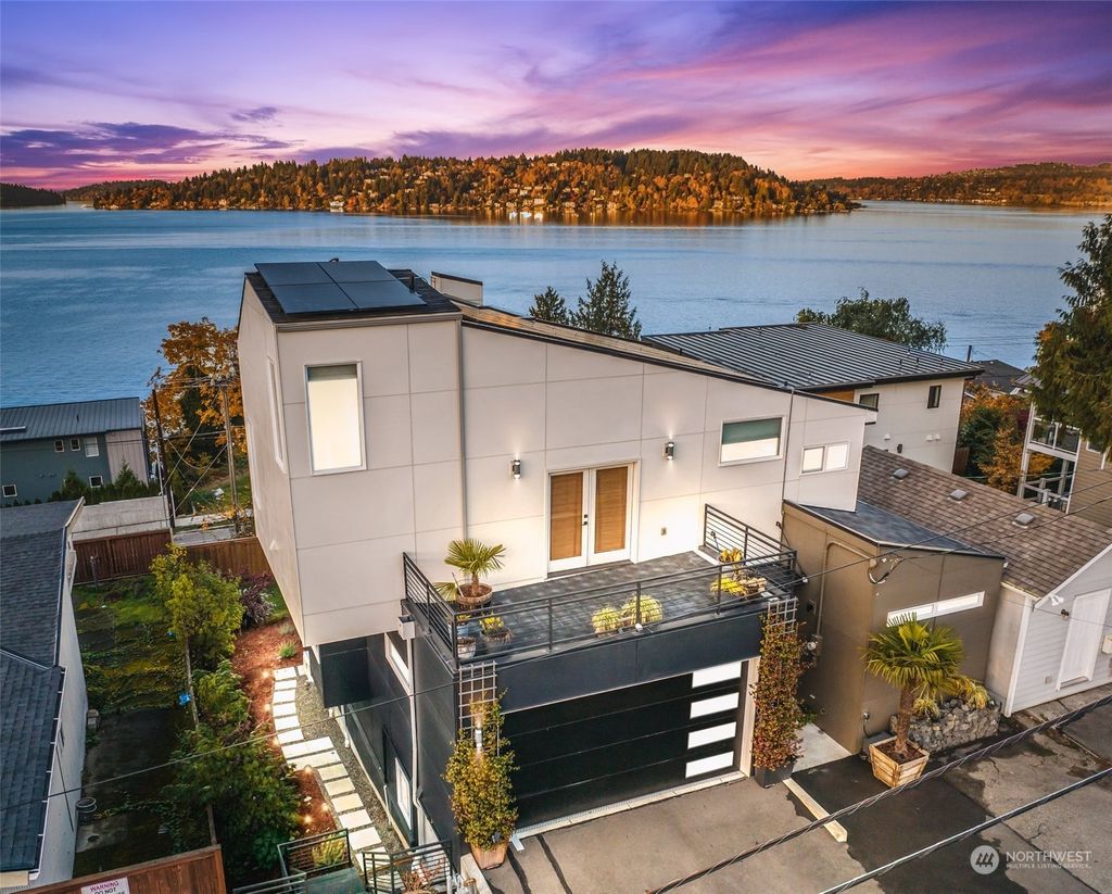 Photo of 7206 S Taft Street, Seattle, WA 98178 (MLS # 2178503)