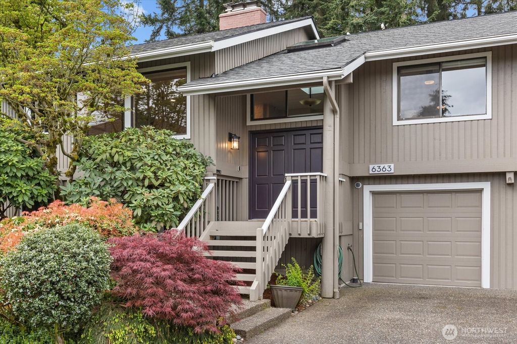 Photo of 6363 NE 193rd Place, Kenmore, WA 98028 (MLS # 2367599)