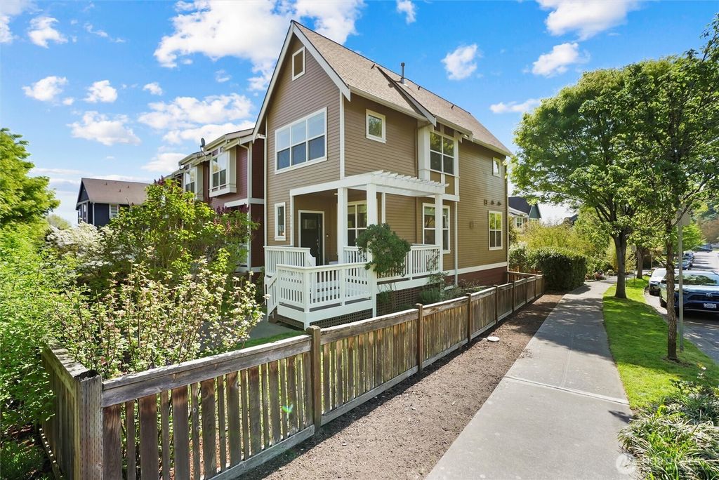 Photo of 4370 28th Avenue S, Seattle, WA 98108 (MLS # 2362848)