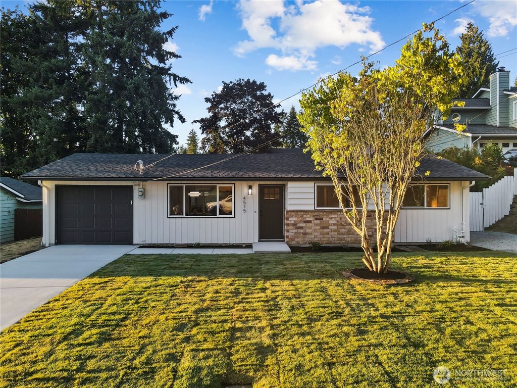 Photo of 4515 181st Place SW, Lynnwood, WA 98037 (MLS # 2418244)