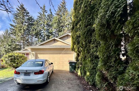 Photo of 4013 Quail Drive SE #4015, Lacey, WA 98503 (MLS # 2449517) Photo of 4013 Quail Drive SE #4015, Lacey, WA 98503 (MLS # 2449517)