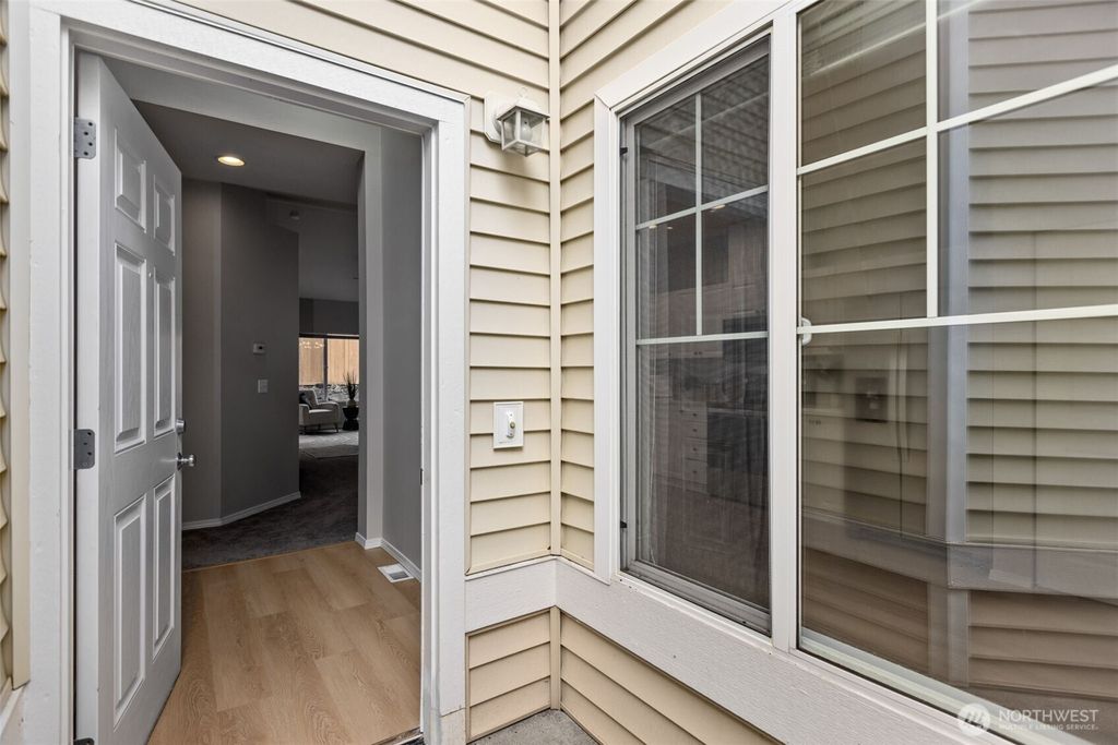 Photo of 1405 60th Street SE #B, Auburn, WA 98092 (MLS # 2484419)