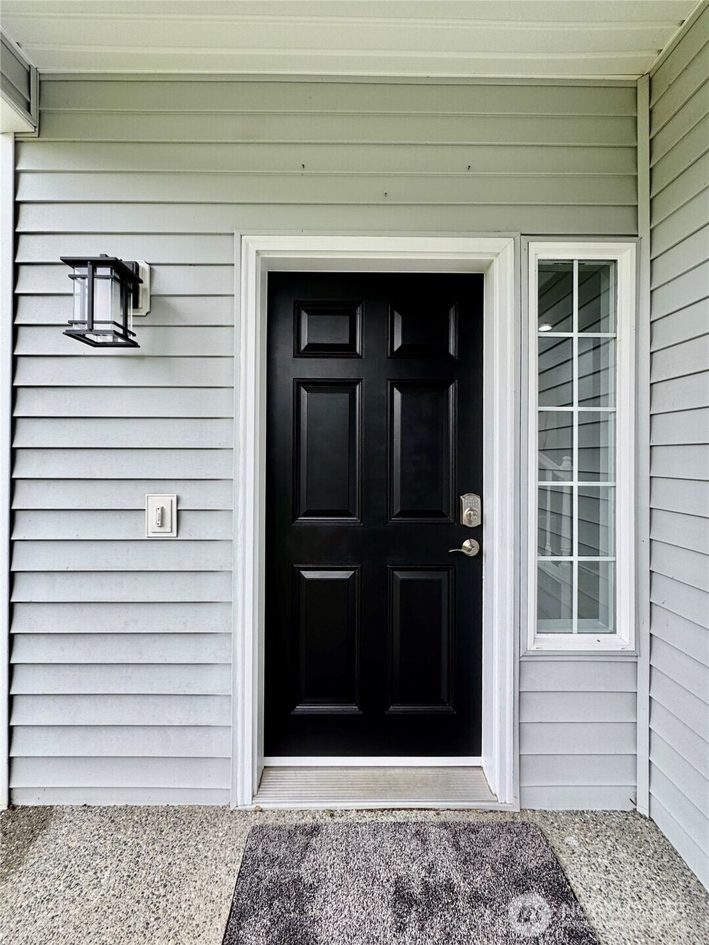 Photo of 230 101st Avenue SE, Lake Stevens, WA 98258 (MLS # 2526272)