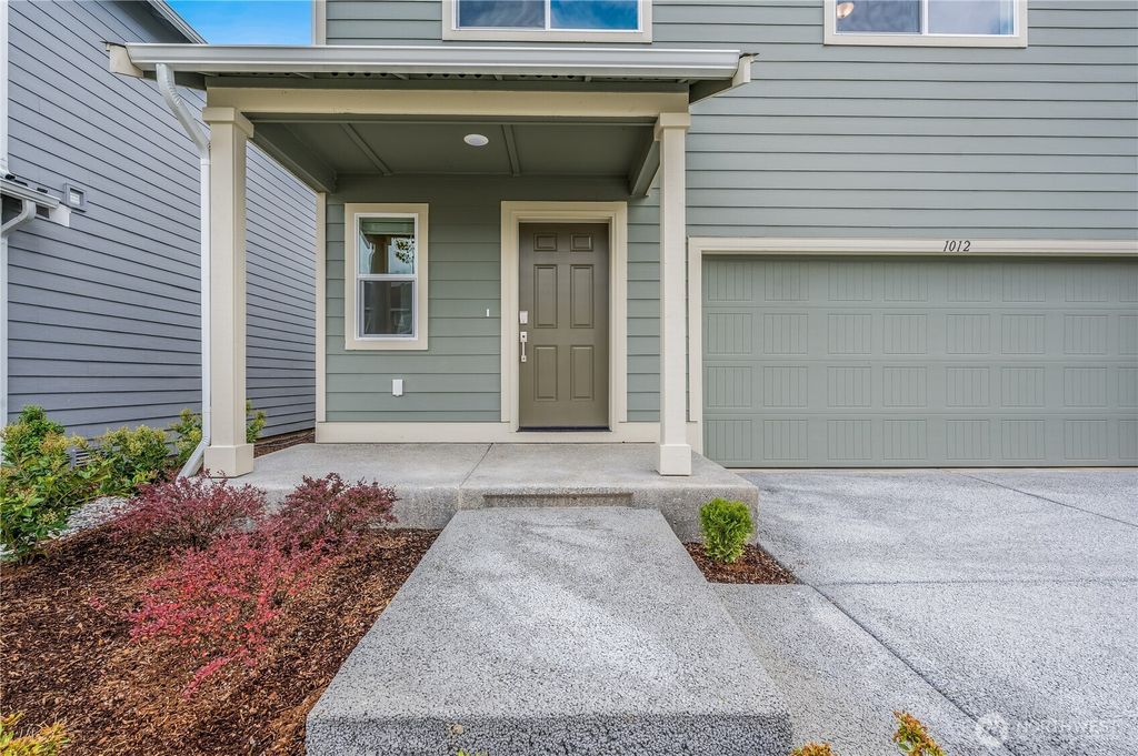 Photo of 1012 15 Avenue, Sultan, WA 98294 (MLS # 2466715)