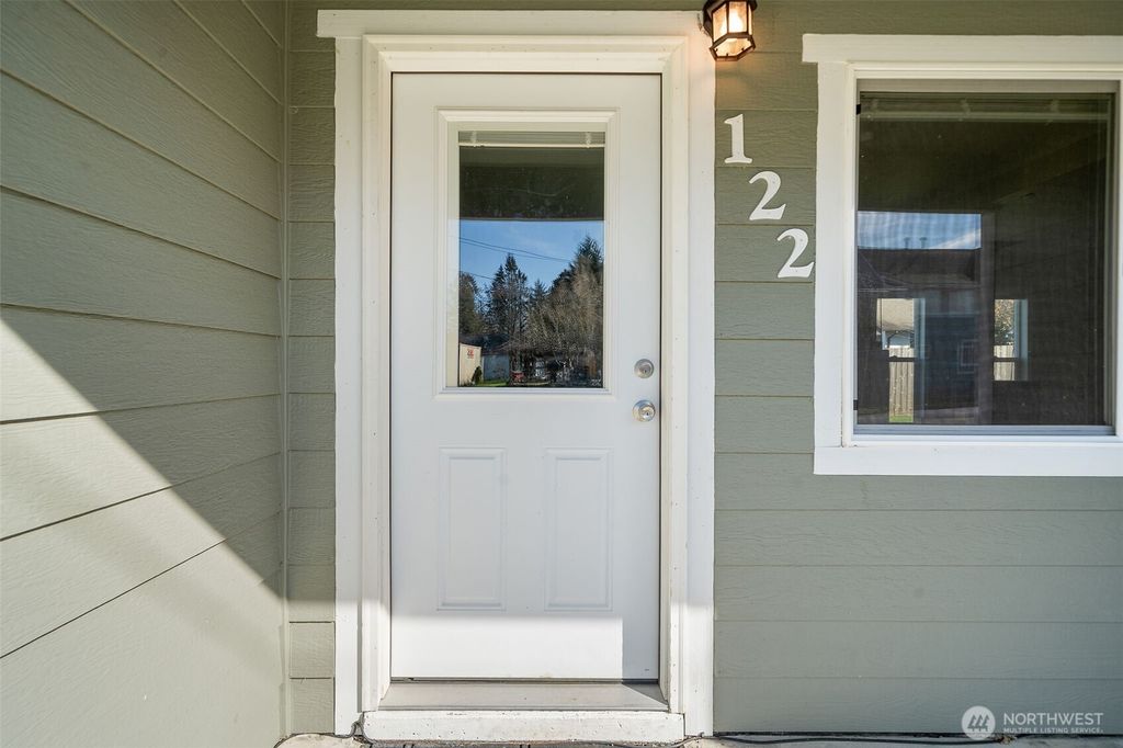 Photo of 122 N C St St, Buckley, WA 98321 (MLS # 2486856)