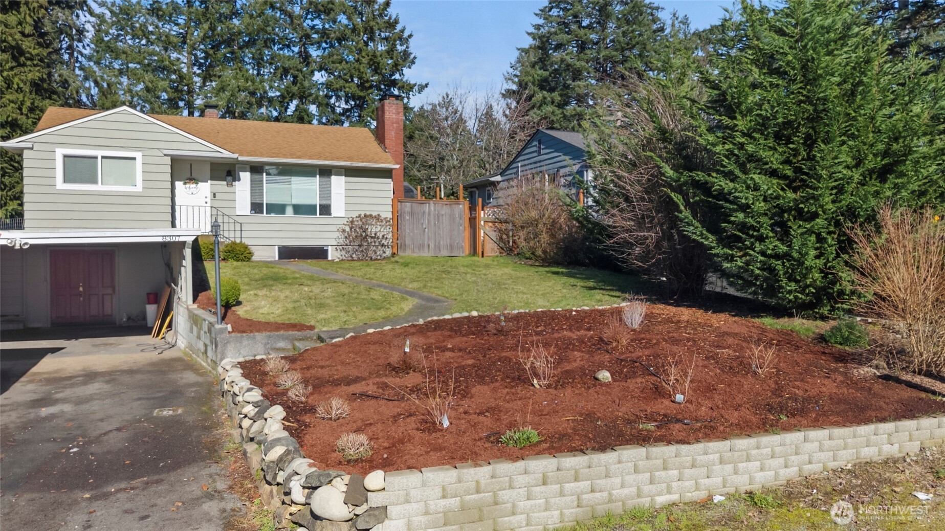 8307 Forest Avenue SW