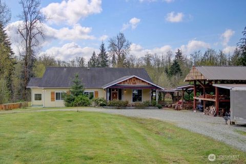 Photo of 21214 Wildwood Place, Sedro Woolley, WA 98284 (MLS # 2510591)