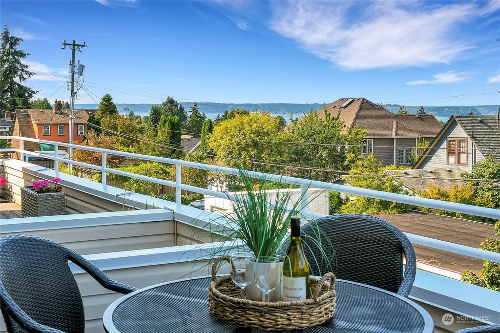 Photo of 4527 45th Avenue SW #202N, Seattle, WA 98116 (MLS # 2286119)