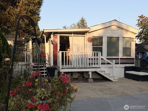 Photo of 5001 Bay Road #F87, Birch Bay, WA 98230 (MLS # 2568126)