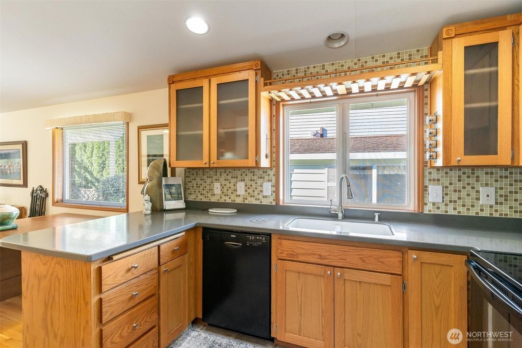 Photo of 7128 57th Street NE, Marysville, WA 98270 (MLS # 2332506)
