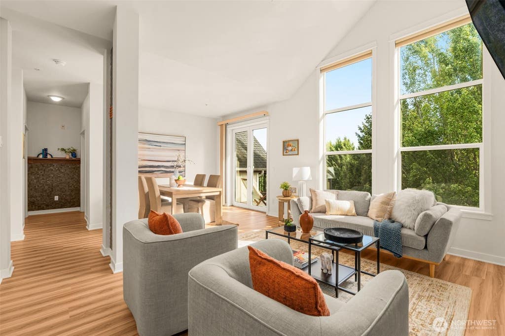 Photo of 55 Williams Avenue S #401, Renton, WA 98057 (MLS # 2569197)