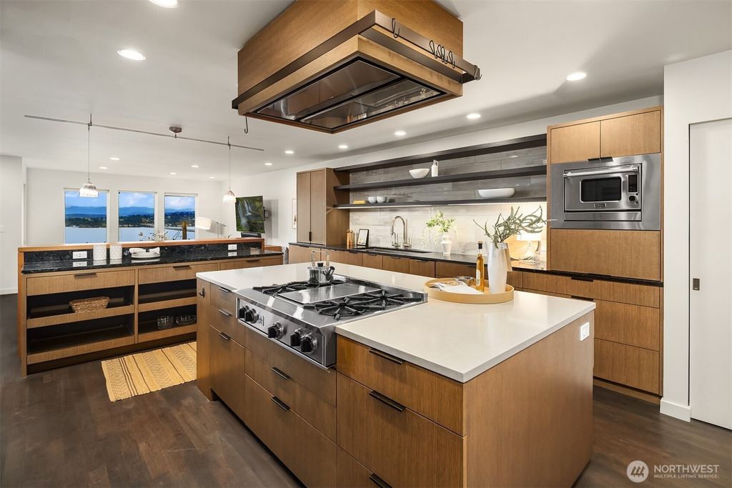 listing image 9368307761099100006