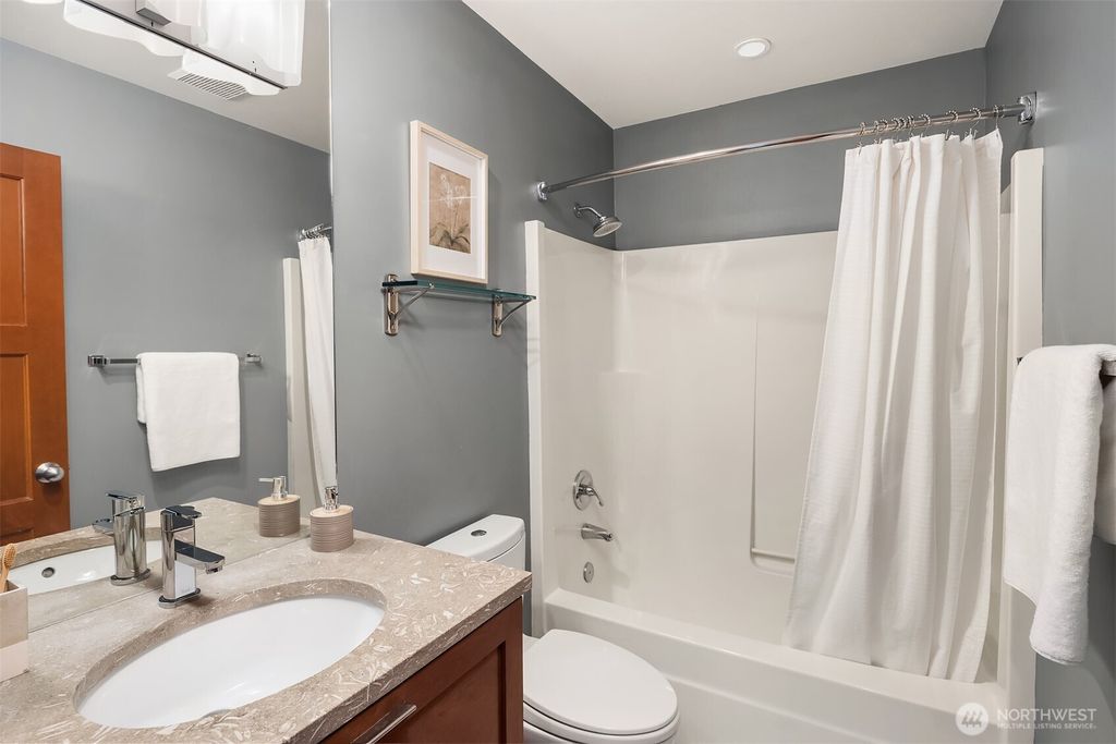 listing image 9365914904910922608