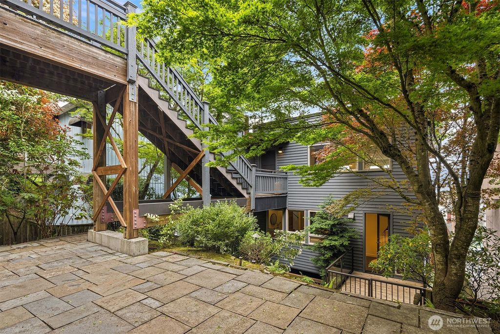listing image 9366617648713395473