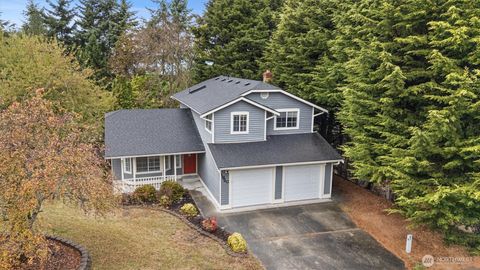Photo of 1620 NW 2nd Avenue, Oak Harbor, WA 98277 (MLS # 2444083)