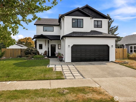Photo of 15902 65th Street Ct E, Sumner, WA 98390 (MLS # 2564918)
