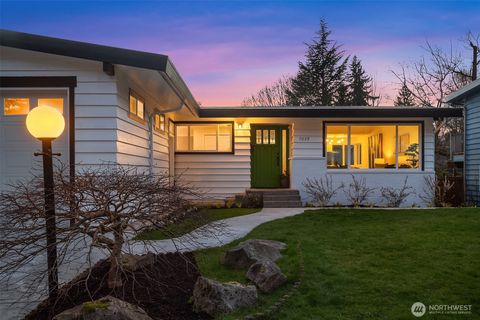 Photo of 7039 39th Avenue NE, Seattle, WA 98115 (MLS # 2511218)