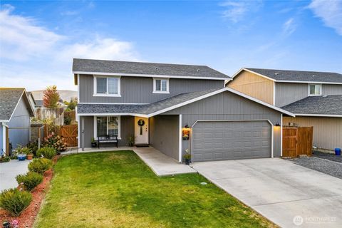 Photo of 729 SE L Street, Ephrata, WA 98823 (MLS # 2416694)