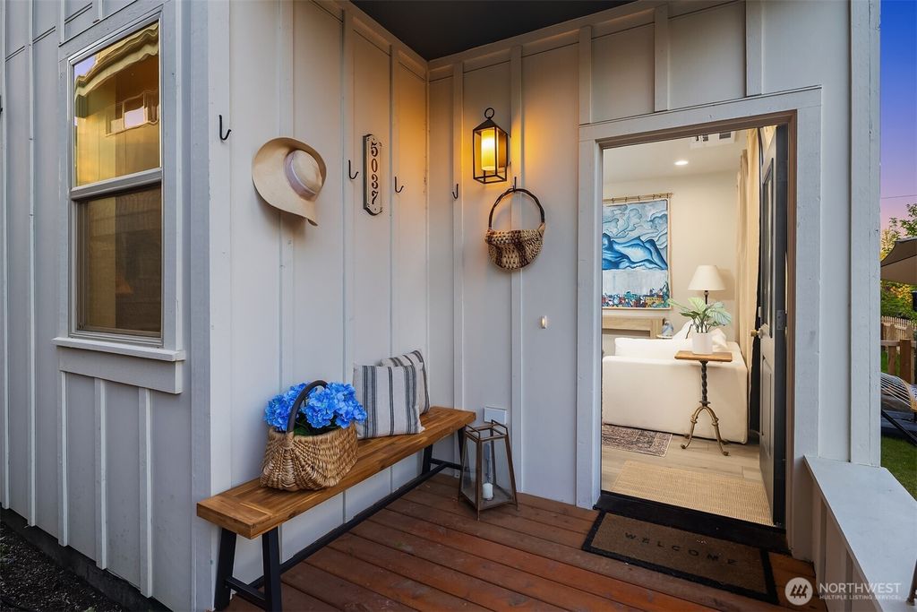 Photo of 5037 25th Avenue SW, Seattle, WA 98106 (MLS # 2514822)