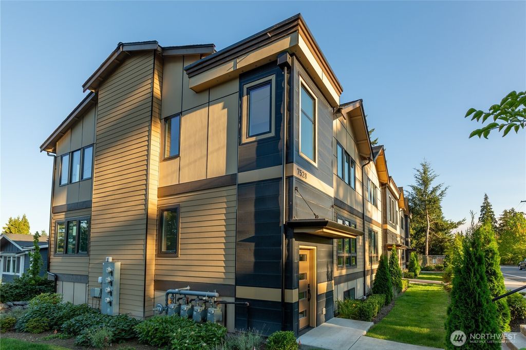 Photo of 7528 215th Street SW #103, Edmonds, WA 98026 (MLS # 2411613)