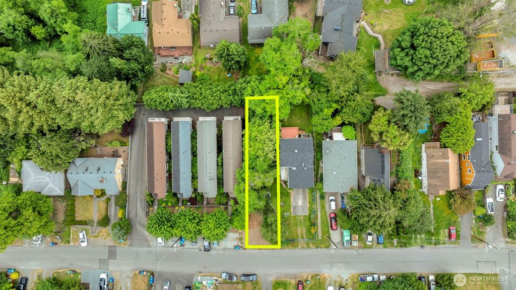 Photo of 5630 32nd Avenue SW, Seattle, WA 98126 (MLS # 2385271)