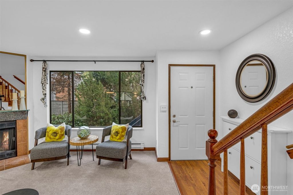 Photo of 816 N 175th Street #2, Shoreline, WA 98133 (MLS # 2468940)