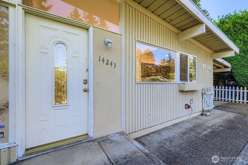 Photo of 14243 SE 14th Street, Bellevue, WA 98007 (MLS # 2436448)