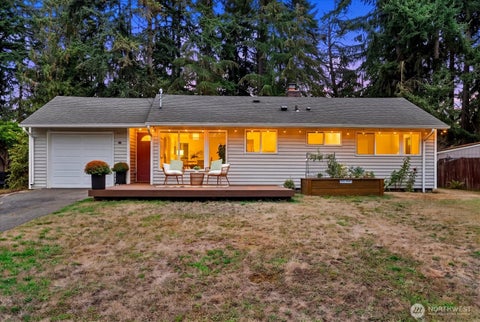 Photo of 23007 63rd Avenue W, Mountlake Terrace, WA 98043 (MLS # 2583647)