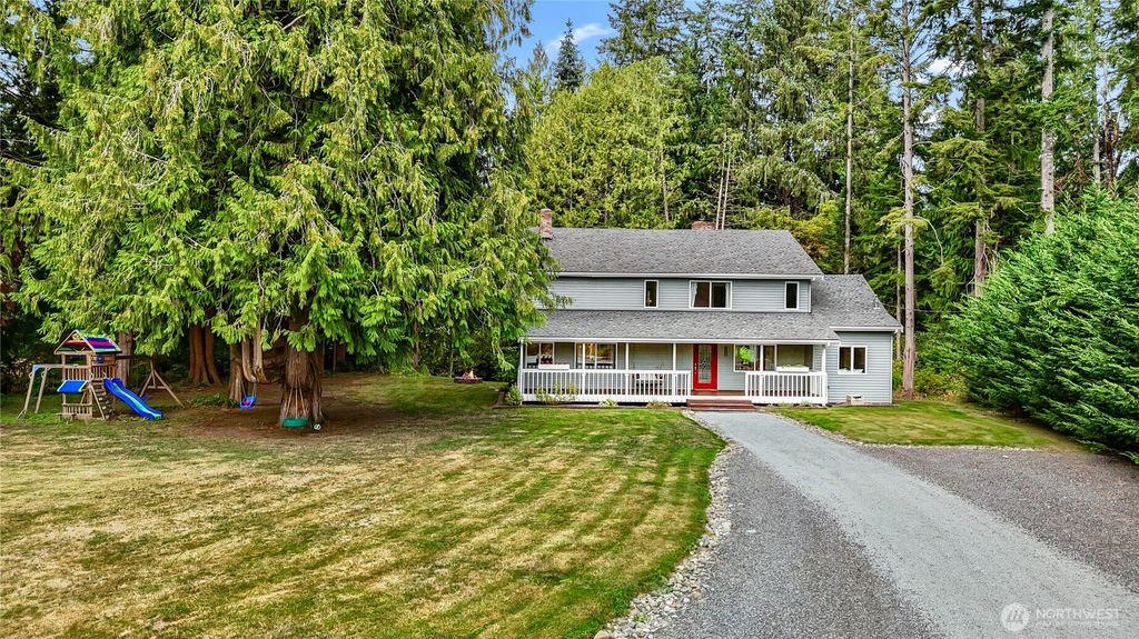 Photo of 7222 150th Drive NE, Lake Stevens, WA 98258 (MLS # 2434848)