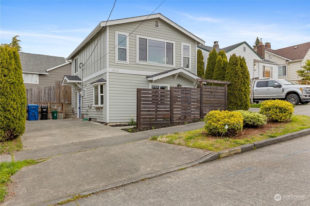 Photo of 3512 S Bennett Street, Seattle, WA 98118 (MLS # 2057406)