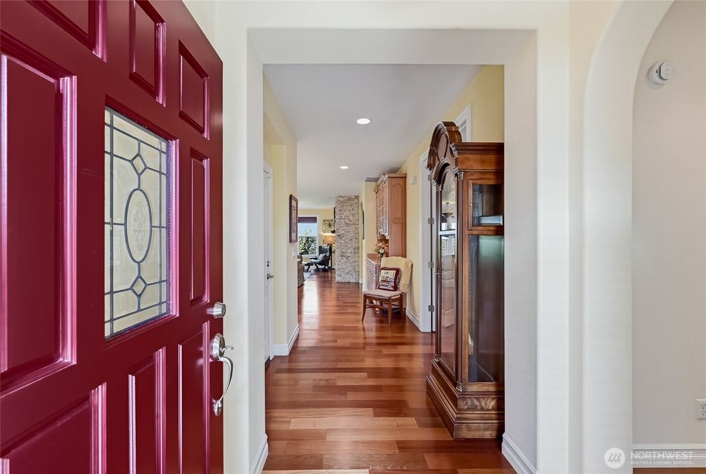 Photo of 23018 NE 128th Place, Redmond, WA 98053 (MLS # 2512149)