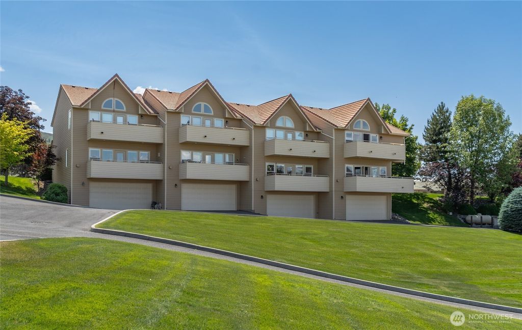 Photo of 87 Red Hawk Drive, Orondo, WA 98843 (MLS # 2471295)