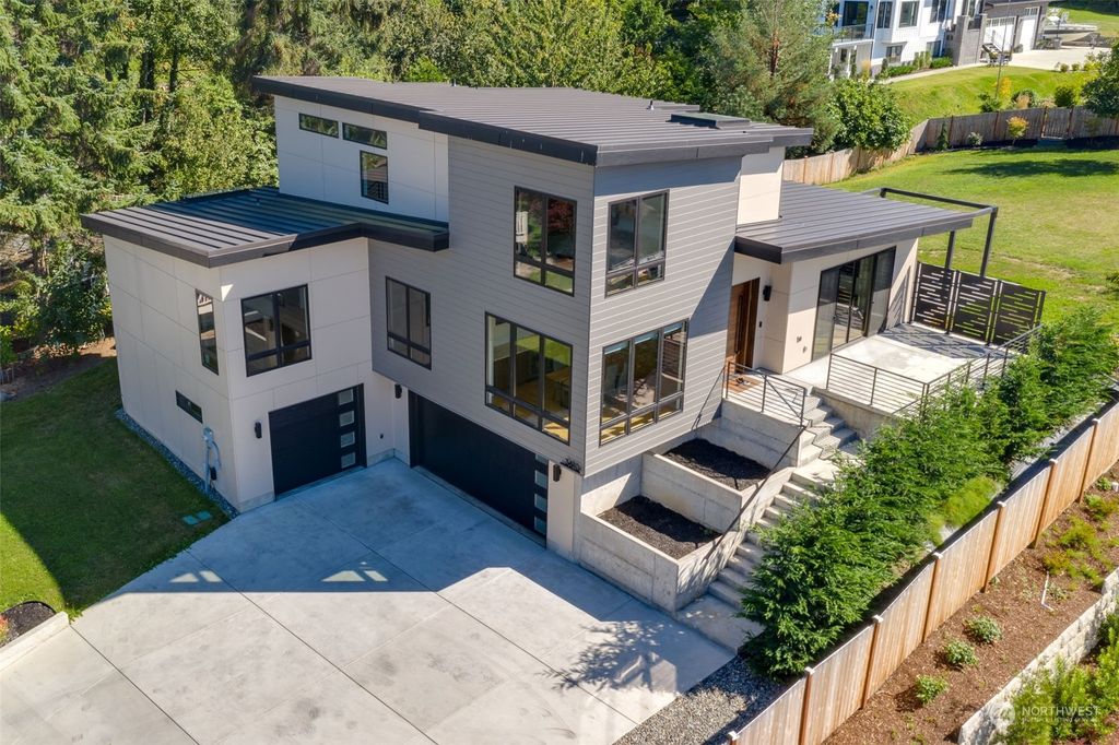 Photo of 3610 W Mukilteo Boulevard, Everett, WA 98203 (MLS # 2283243)