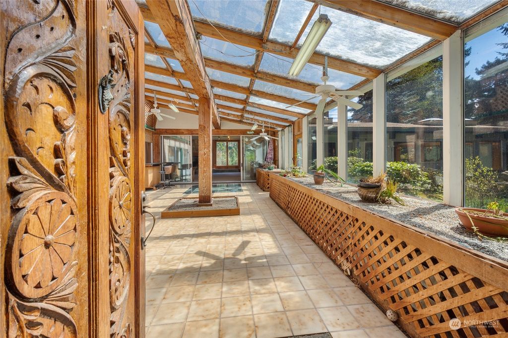 Photo of 4609 140th Avenue NE, Bellevue, WA 98005 (MLS # 2061045)