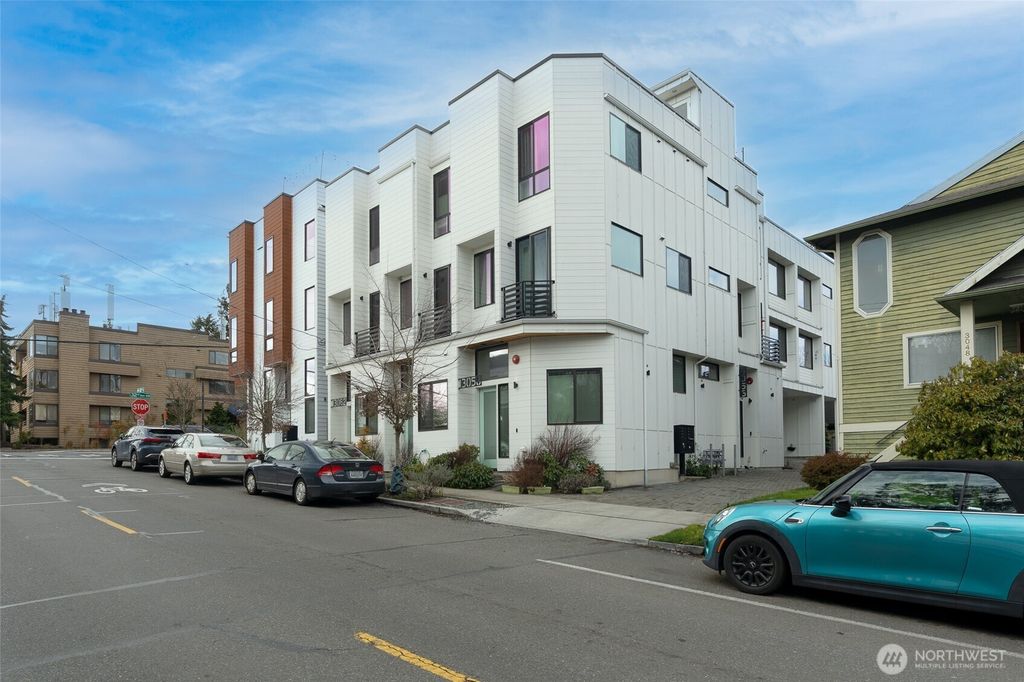 Photo of 3052 NW 65th Street, Seattle, WA 98117 (MLS # 2334390)