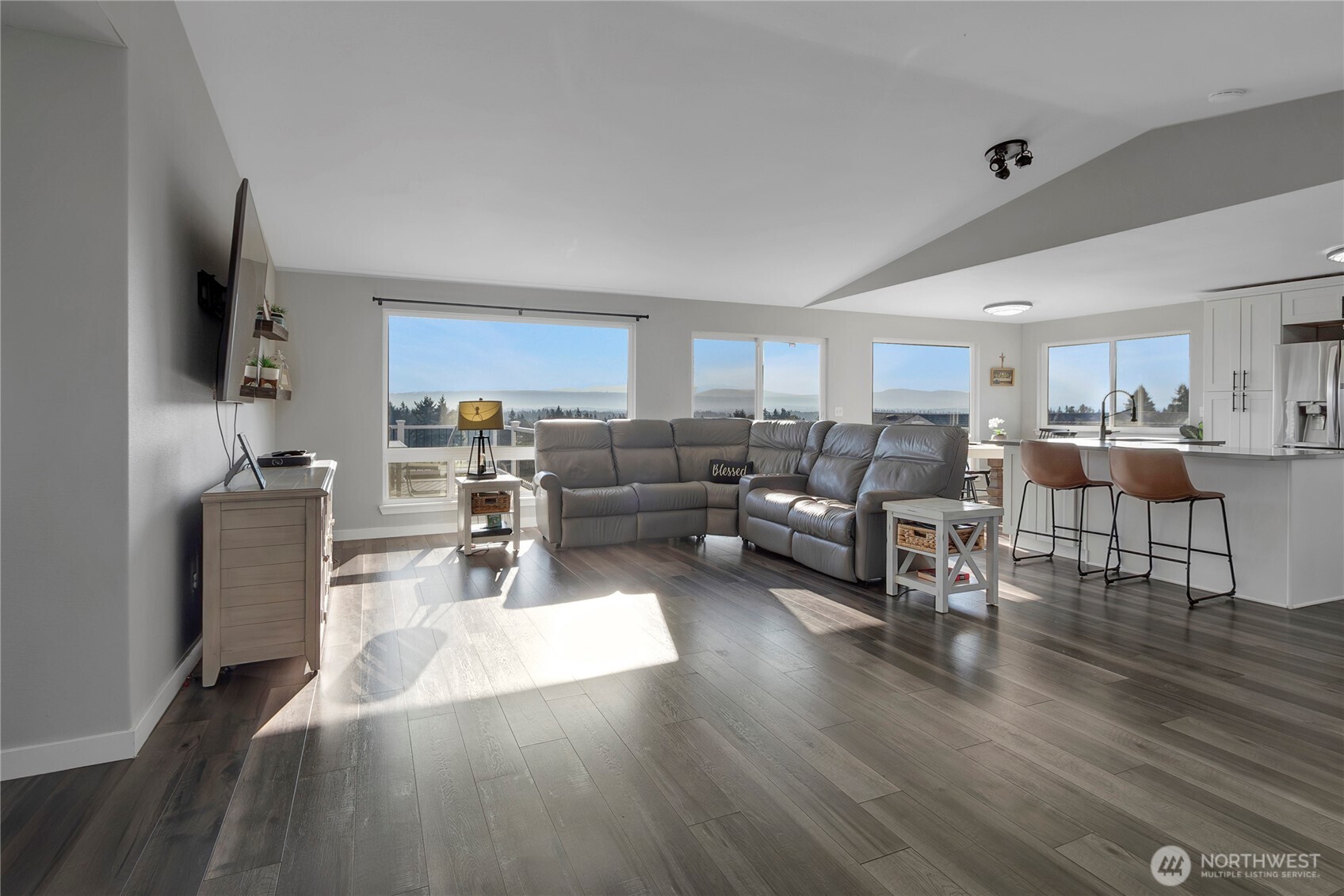 25701 E 99th Avenue E