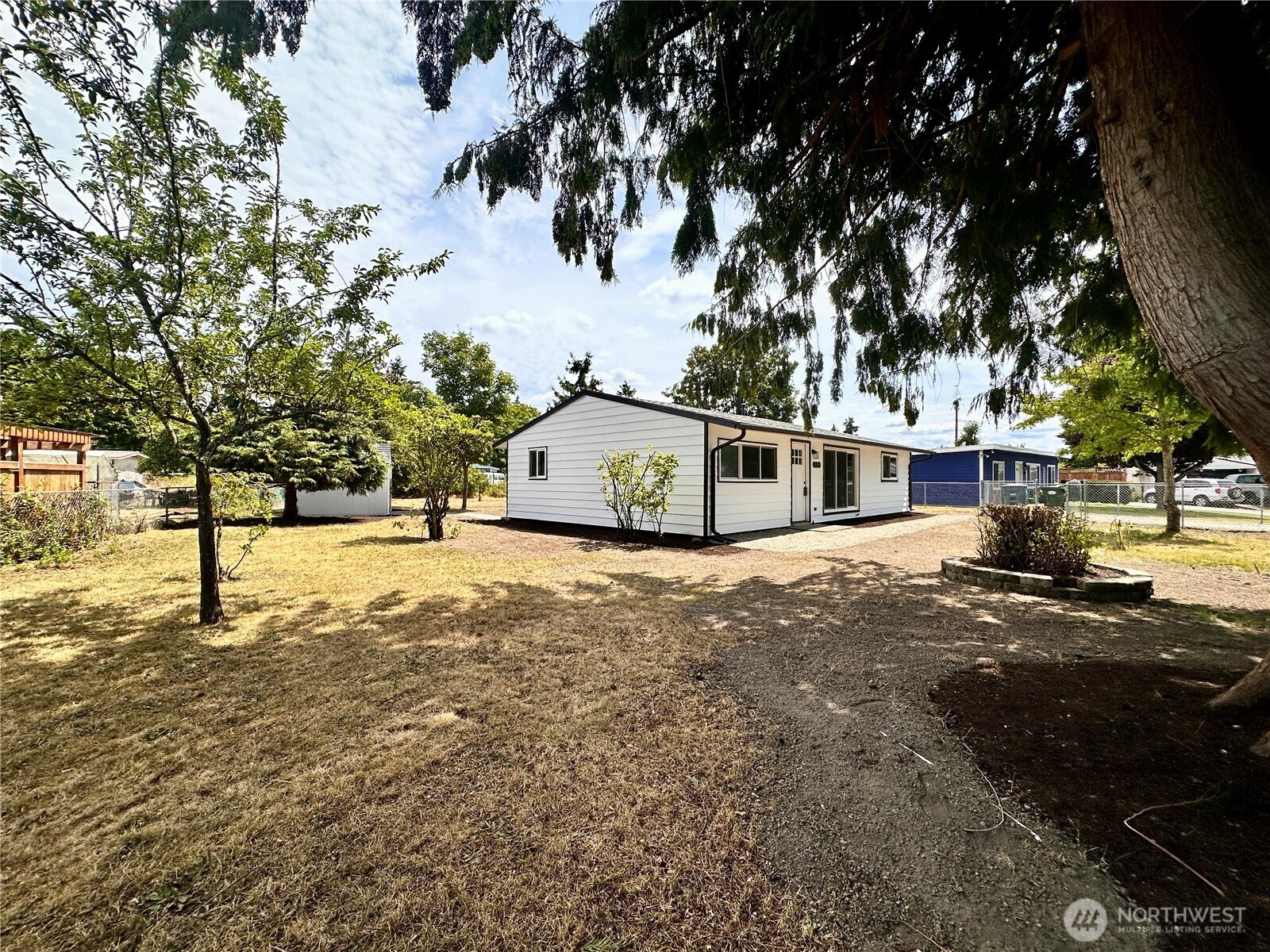 4816 Diamond Boulevard SW