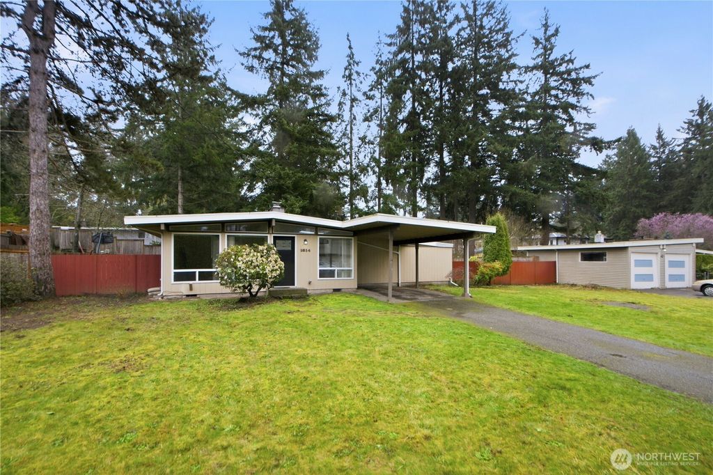 Photo of 1614 144th Avenue SE, Bellevue, WA 98007 (MLS # 2488902)