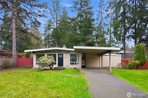Photo of 1614 144th Avenue SE, Bellevue, WA 98007 (MLS # 2488902)