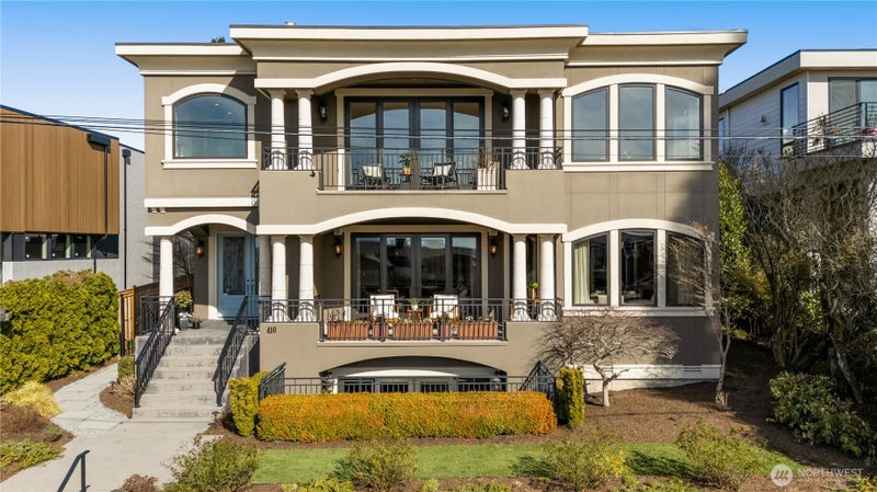 410 8th Avenue W