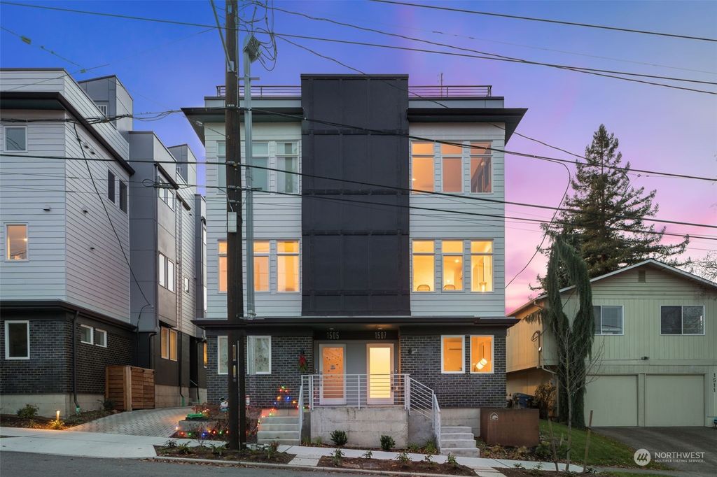 Photo of 1507 2nd Avenue N #F, Seattle, WA 98109 (MLS # 2198593)