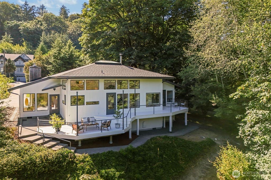 Photo of 26530 Lake Fenwick Road S, Kent, WA 98032 (MLS # 2568719)